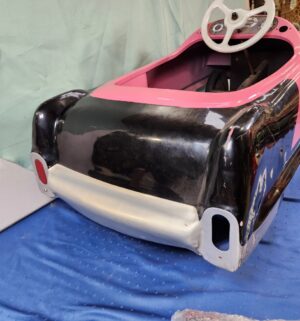 e47- Hallmark Kiddie Car Classics 1956 Garton Kidillac pedal car replica - Image 9