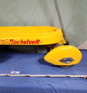 e48- 1930s Style Glide Ride Rocketeer steel pull wagon - Image 2