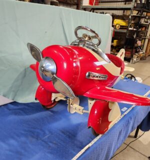 e50- Airflow Collectibles Gee Bee Airplane Pedal Car, Art Deco design - Image 2