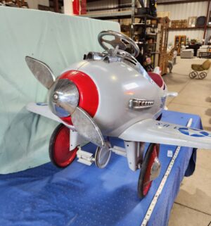 e51- Airflow Collectibles U.S. Army Pursuit childs pedal plane - Image 5