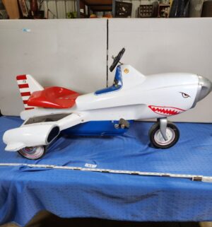 e53- 1950s Murray Atomic Missile pedal car - Image 1