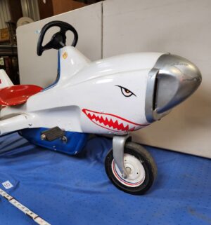 e53- 1950s Murray Atomic Missile pedal car - Image 2