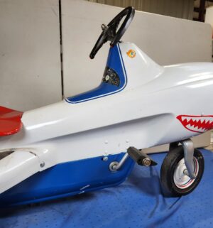 e53- 1950s Murray Atomic Missile pedal car - Image 4