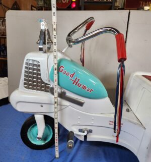 e56- Good Humor ice cream pedal truck - Image 10