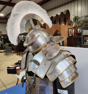 e62- replica Roman Lorica Segmentata armor with a helmet and mannequin - Image 2