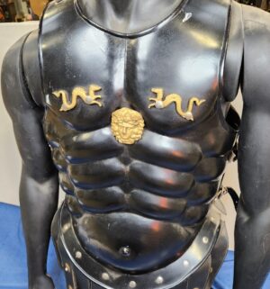 e63- replica Achilles muscle armor in leather. Includes mannequin - Image 2