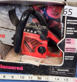 e65- Jonsered toy chainsaw - Image 2