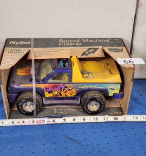 e66- Nylint Sound Machine Pickup toy truck original box - Image 1