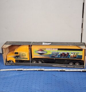 e67- Nylint Briggs & Stratton Conventional Sound Machine Semi Truck and Box Trailer - Image 1
