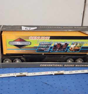 e67- Nylint Briggs & Stratton Conventional Sound Machine Semi Truck and Box Trailer - Image 3