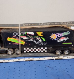 e68- Nylint Sound Machine Semi truck Briggs & Stratton Run for Your Life - Image 3
