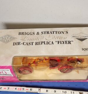 e69- Briggs & Stratton 90th Anniversary Flyer die-cast replica - Image 3