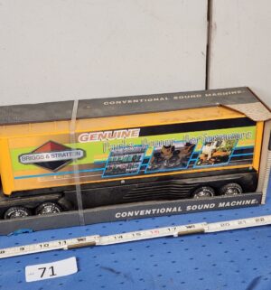e71- Nylint Briggs & Stratton Conventional Sound Machine Semi Truck and Box Trailer - Image 3