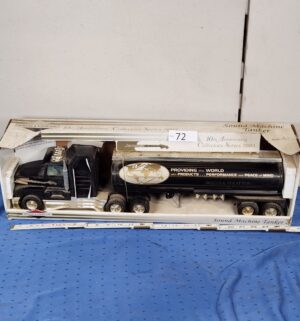 e72- Briggs & Stratton 10th Anniversary Sound Machine Tanker - Image 2