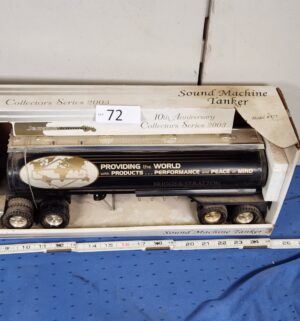 e72- Briggs & Stratton 10th Anniversary Sound Machine Tanker - Image 4