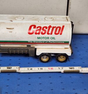 e76- Ertl Castrol Motor Oil tanker truck toy - Image 3