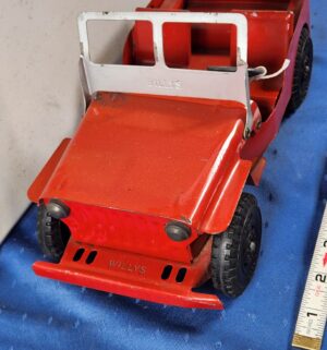 e97- 1940s Marx Willys Jeep toy made of pressed steel - Image 3