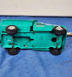 e98- 1960s Structo Hydraulic Dump Truck - Image 6