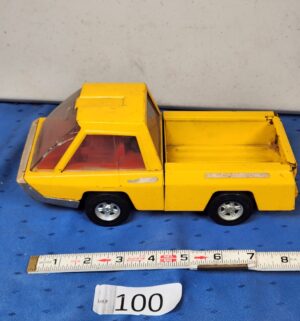 e100- 1970s Structo Slant Nose Rough Rider Pickup Service Truck - Image 1