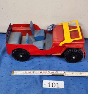 e101- 1940s Marx Willys Jeep pressed-steel toy - Image 4