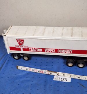 e103- Ertl semi truck promotional toy for Tractor Supply Company - Image 6