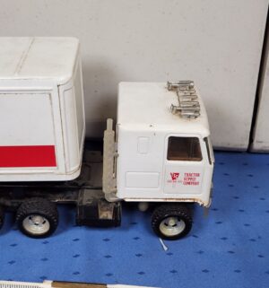 e103- Ertl semi truck promotional toy for Tractor Supply Company - Image 7