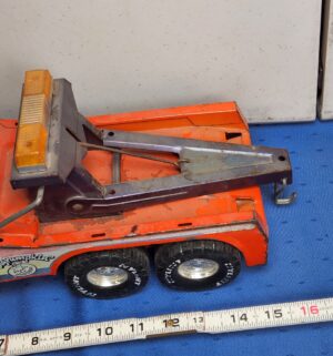 e104- 1970s Nylint Big Pumpkin pressed steel tow truck - Image 3