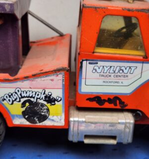 e104- 1970s Nylint Big Pumpkin pressed steel tow truck - Image 8