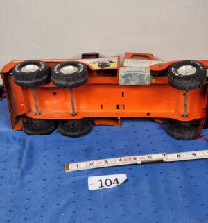 e104- 1970s Nylint Big Pumpkin pressed steel tow truck - Image 9