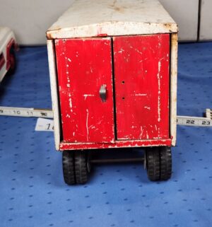 e107- Tonka Thunderbird Express pressed steel toy semi-truck and trailer - Image 8