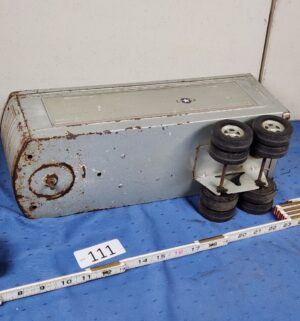 e111- 1950s Wyandotte Grey Van Lines semi-truck and trailer toy - Image 5