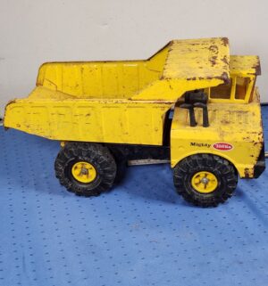 e115- 1970s Tonka Classic Steel Mighty Dump Truck - Image 5