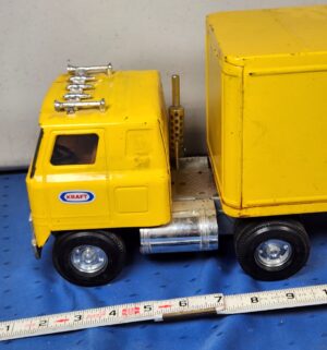 e116- 1970s Ertl Kraft Velveeta steel semi-truck - Image 2