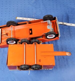 e117- 1960s Nylint pressed steel U-Haul Ford pickup truck and trailer set - Image 15