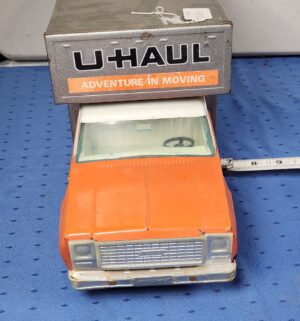 e118- 1970s Nylint U-Haul pressed steel toy truck - Image 4