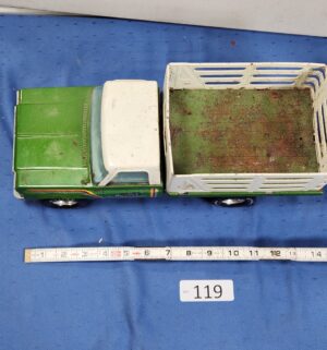 e119- 1970s green Nylint Farms pressed steel pickup truck, trailer. - Image 5