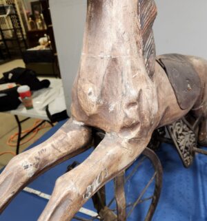 e126- 19th Century hand-carved wooden horse tricycle - Image 10