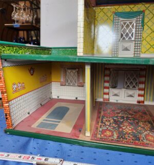 e127- Cohn tin lithograph dollhouse, likely a two-story colonial style - Image 4