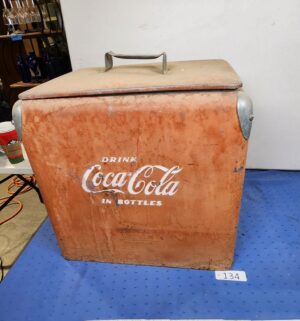 e134- Original 1950s Coca Cola Cooler Action Manufacturing With Ice Tray Bottle Opener, Drain Plug - Image 8