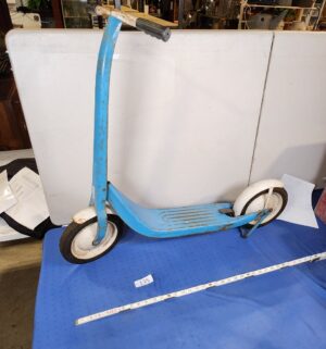 e135- Rare Blue Radio Flyer Scooter - Image 1