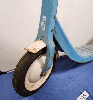 e135- Rare Blue Radio Flyer Scooter - Image 2