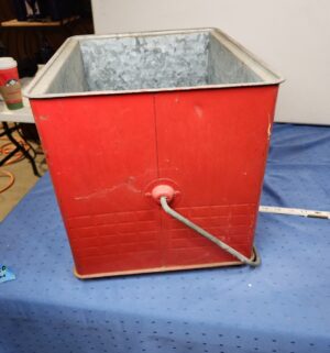 e137- vintage 1950s red Cola Cooler by Poloron Products. - Image 5