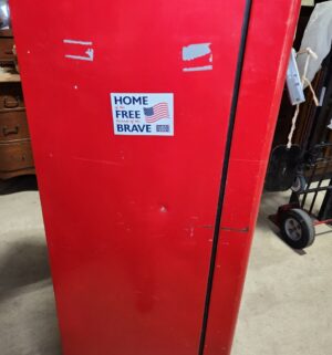 e138- 1960s The Vendo Coca-Cola Vendo 6-CV 6 case vertical cooler - Image 9