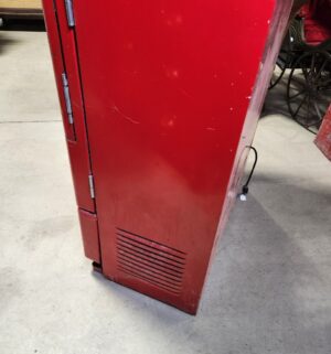 e138- 1960s The Vendo Coca-Cola Vendo 6-CV 6 case vertical cooler - Image 14