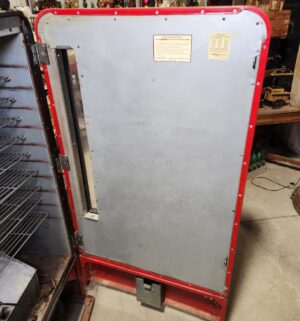 e138- 1960s The Vendo Coca-Cola Vendo 6-CV 6 case vertical cooler - Image 18