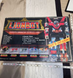 e142- Lionbot (Voltron) 1980s Chogokin Die-Cast 5-in-1 Robot set in its original packaging - Image 1