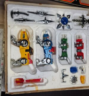 e142- Lionbot (Voltron) 1980s Chogokin Die-Cast 5-in-1 Robot set in its original packaging - Image 5