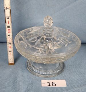 e16- EAPG Parted candy dish