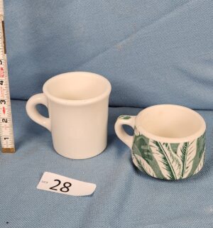 e28- antique wallace, homer laughlin mugs