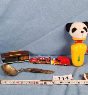 e114- collectible cars, toy, brass spoon